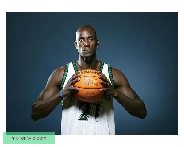 森林狼官方宣布加内特时隔8年重返标靶中心 26-27赛季退役21号球衣